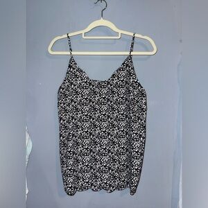 Halogen Black & White Floral Camisole Tank Top Size Medium Scalloped Hem